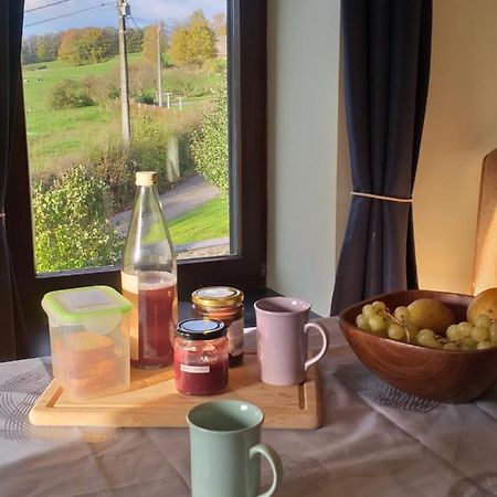 Gite L'Ecole De Ma Mere Villa Bertogne Eksteriør billede