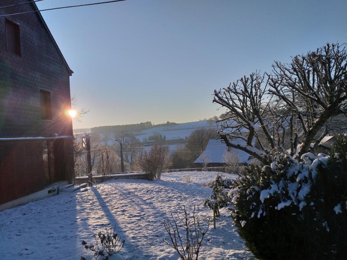 Gite L'Ecole De Ma Mere Villa Bertogne Eksteriør billede
