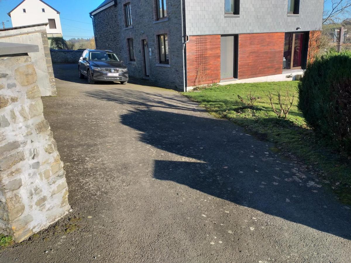 Gite L'Ecole De Ma Mere Villa Bertogne Eksteriør billede