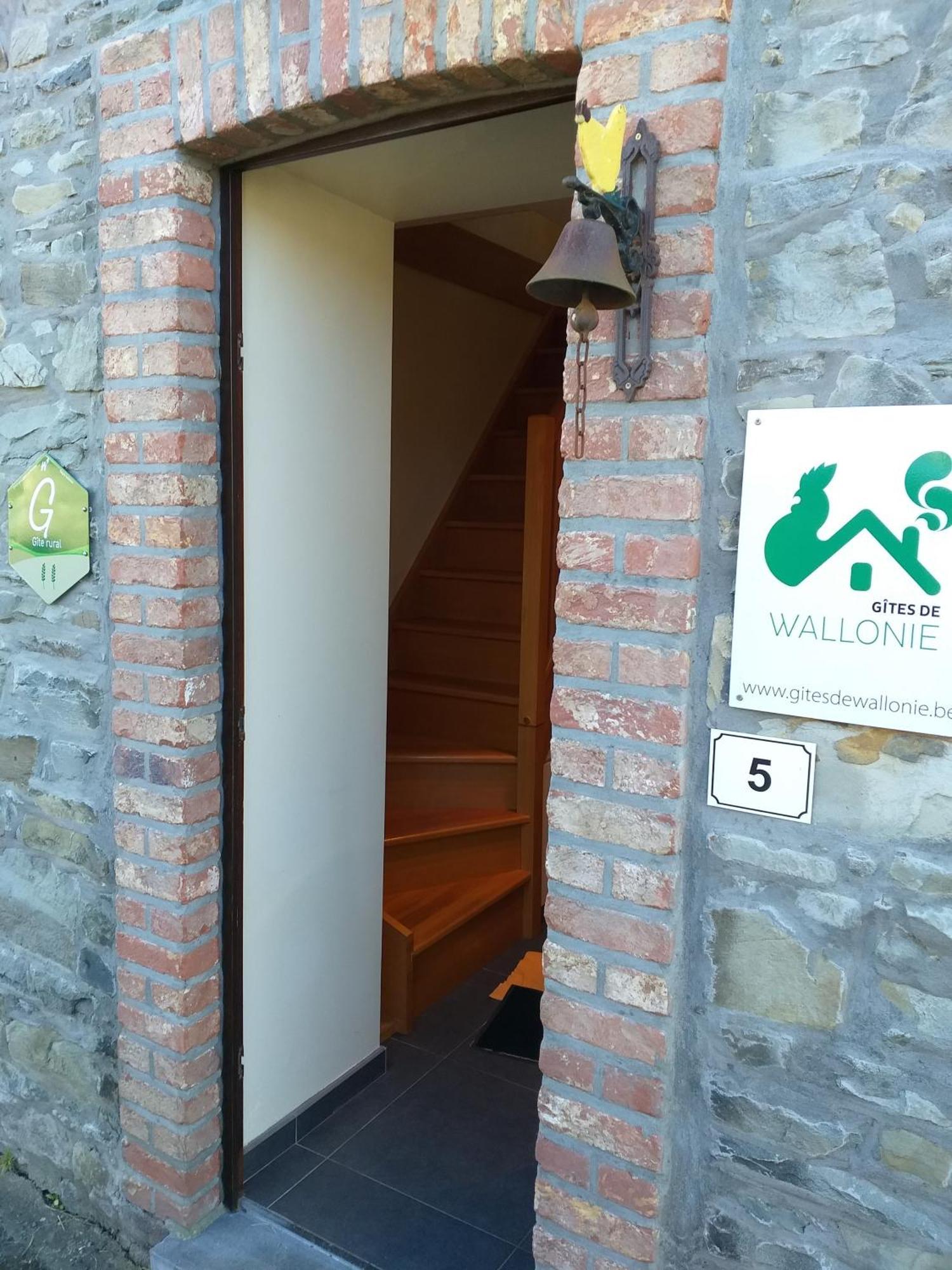 Gite L'Ecole De Ma Mere Villa Bertogne Eksteriør billede